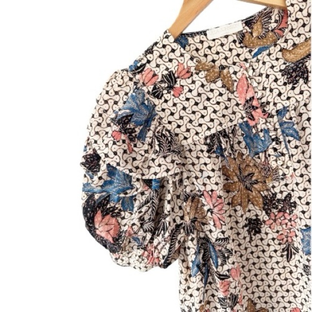 Ulla Johnson • Nova Ruffle-Sleeve Silk Top in Jasmine Print - Picture 3 of 16